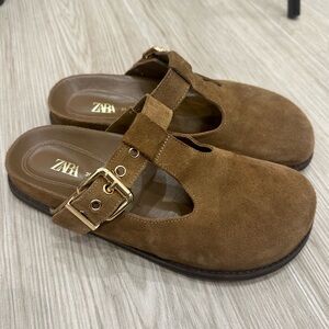 Zara Tan Suede Buckle clogs